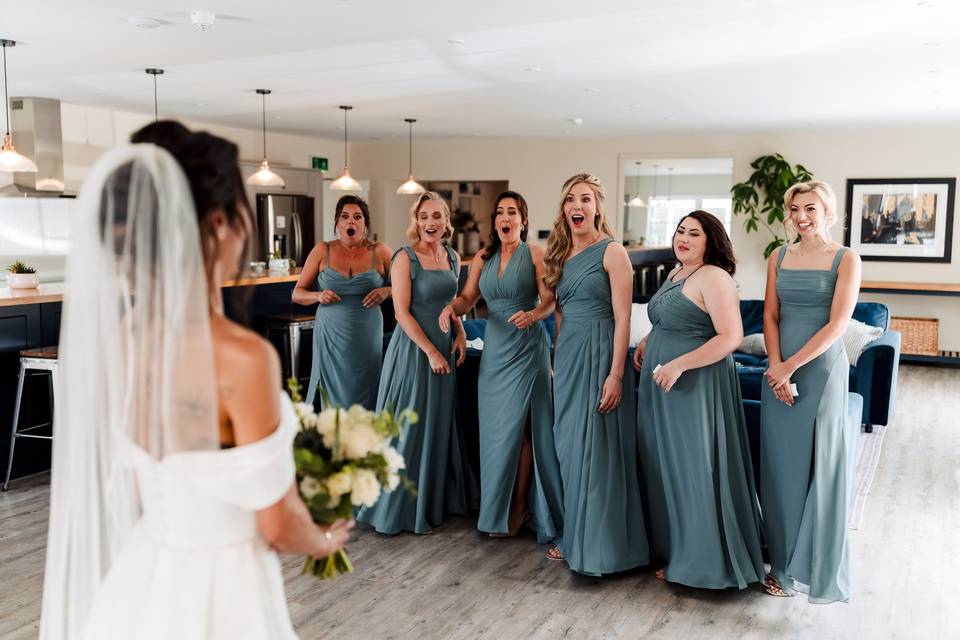 Bride reveal to bridesmaids