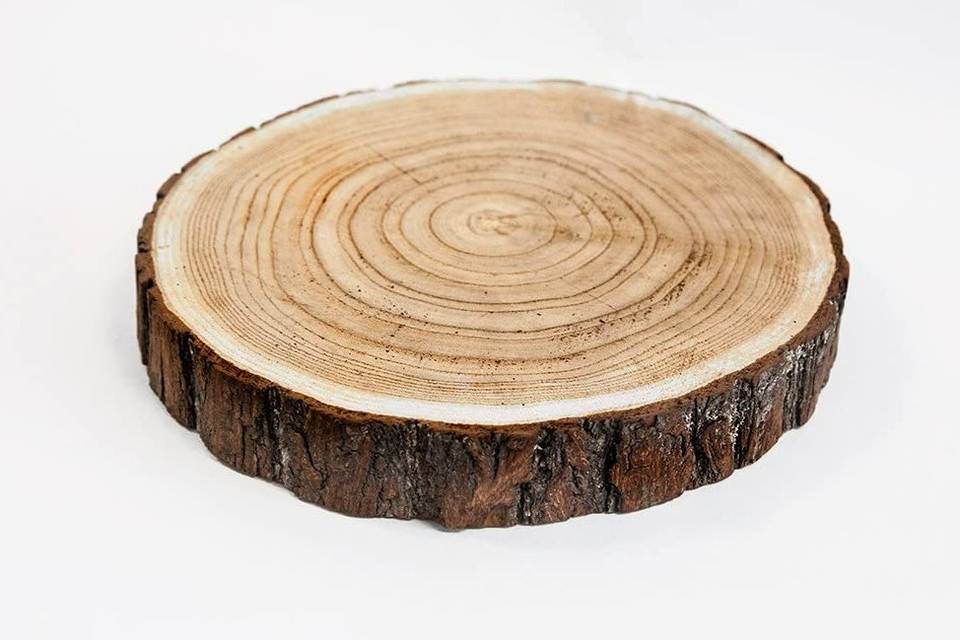 Wooden cake stand