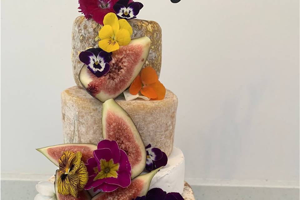 Wedding cake of cheese