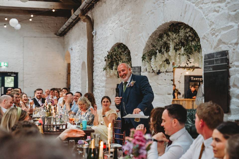 Speeches at the barn