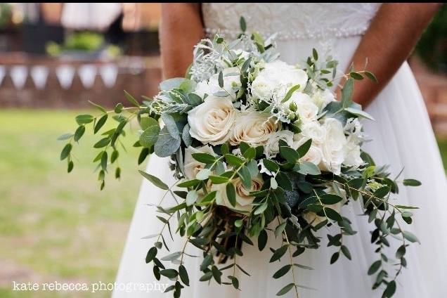 Ivory roses, olive branches and dusty miller