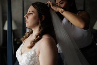 Monice - Bridal Hair Stylist