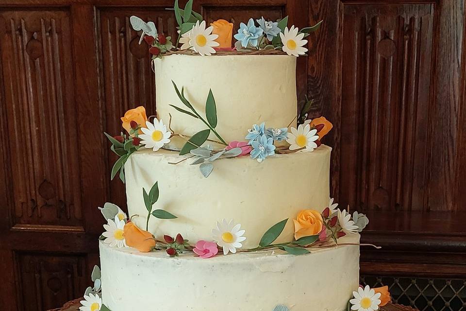 Rustic Buttercream Wedding Cak