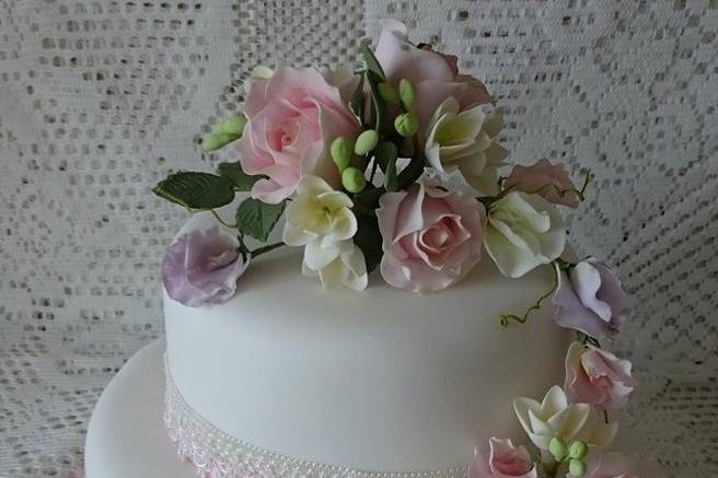 Summer flower wedding cake