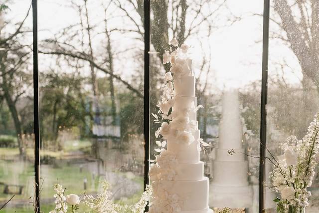 Centre Stage Cakes