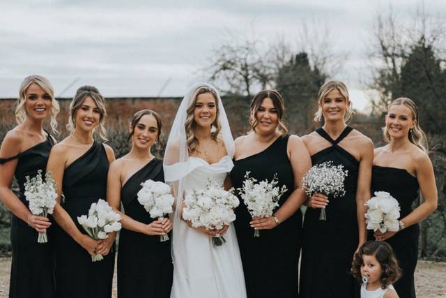 Mono botanical bouquets