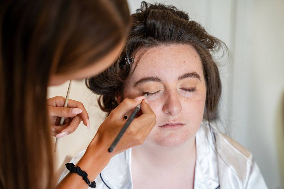 Eye makeup dressing room