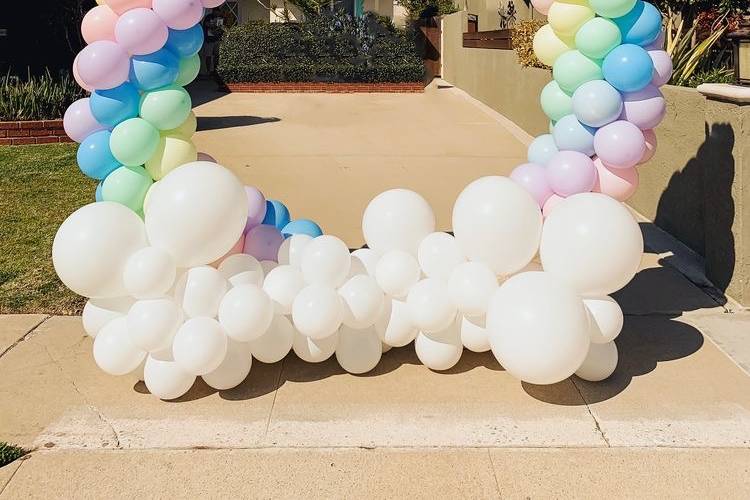 Balloons arch