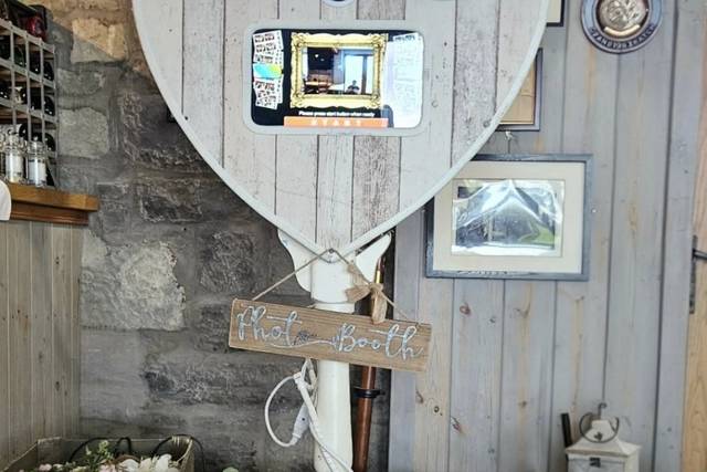 Unique Love Heart photo booth