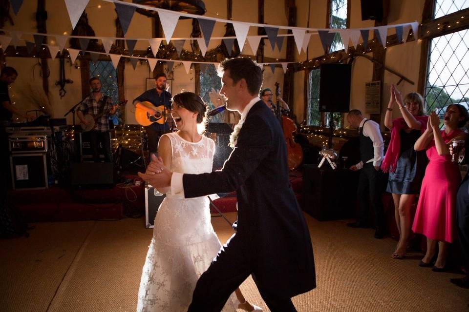 Couple dancing - Martin Price Photography