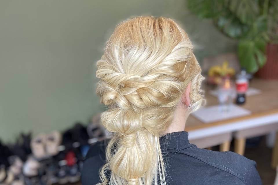 Loose bubble braid