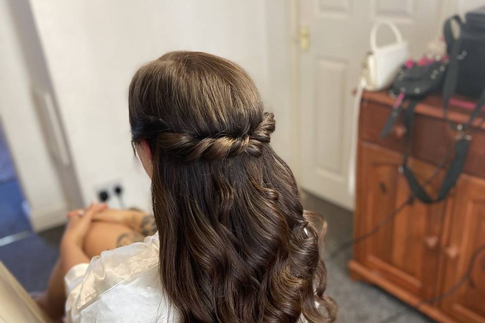 Bridal waves and Twist!