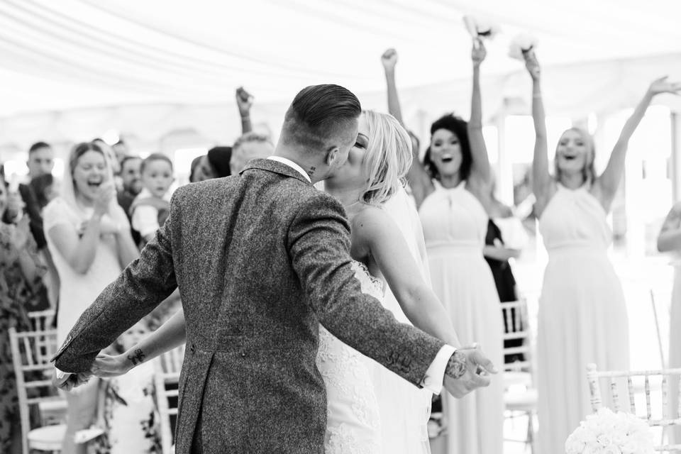 Newlyweds kiss - Denise Winter Photography