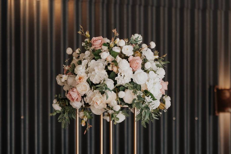 Floral urn