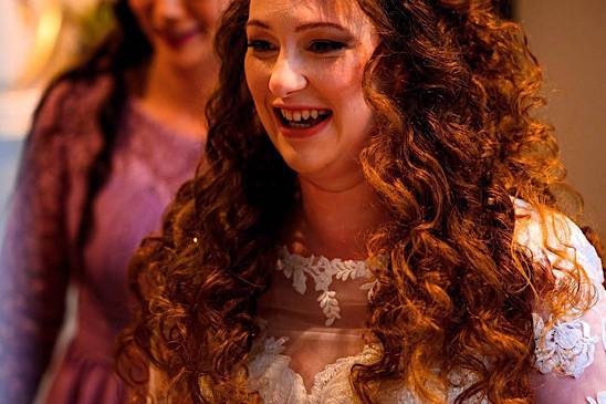 Naturally curly Bride