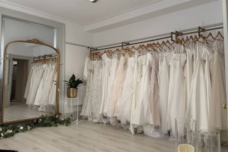 Confetti & Lace Bridal