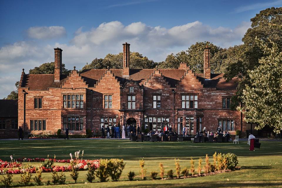 Wrenbury Hall grounds