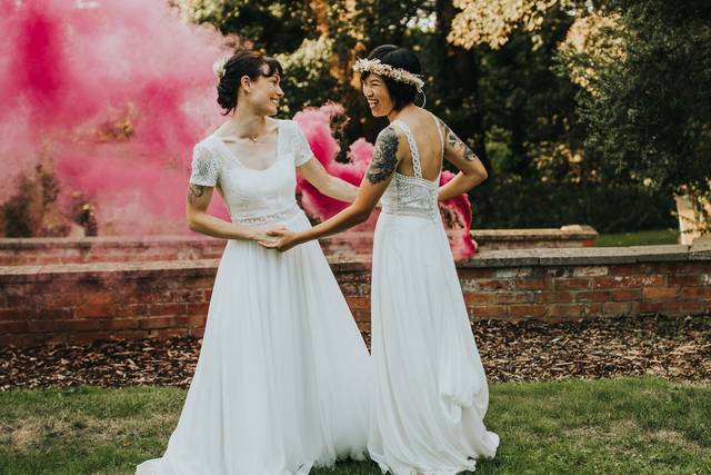 Alternative Fun Wedding Photos