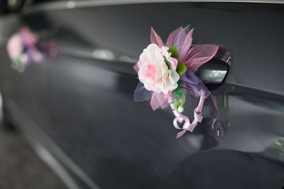 Baby Bentley door bows