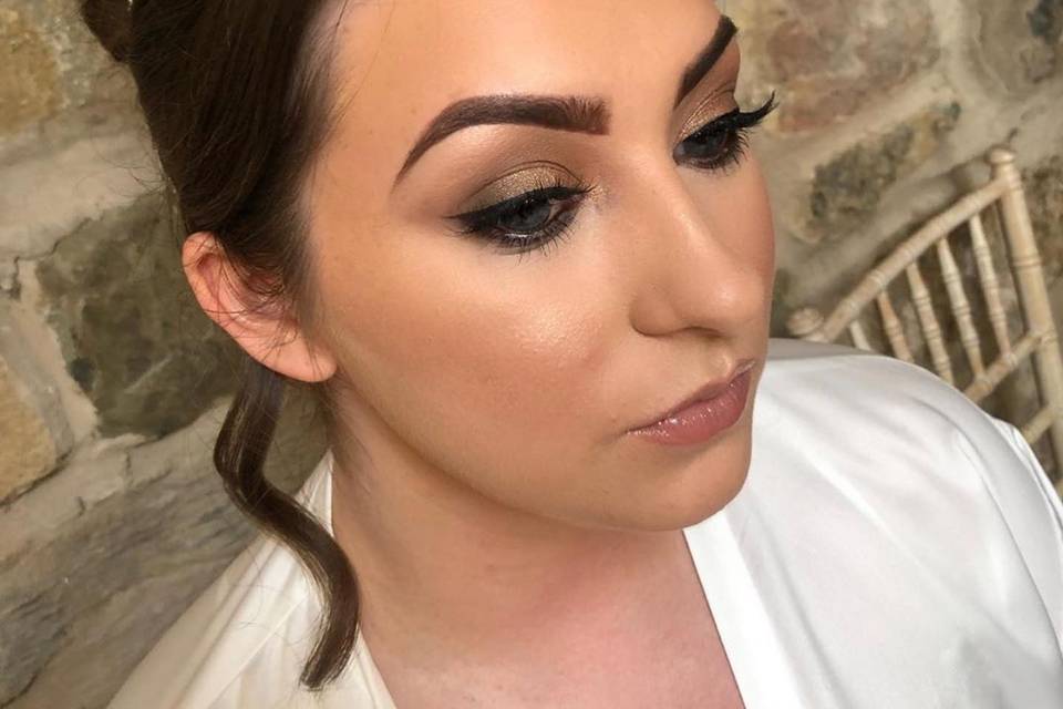 Smokey eye makeup