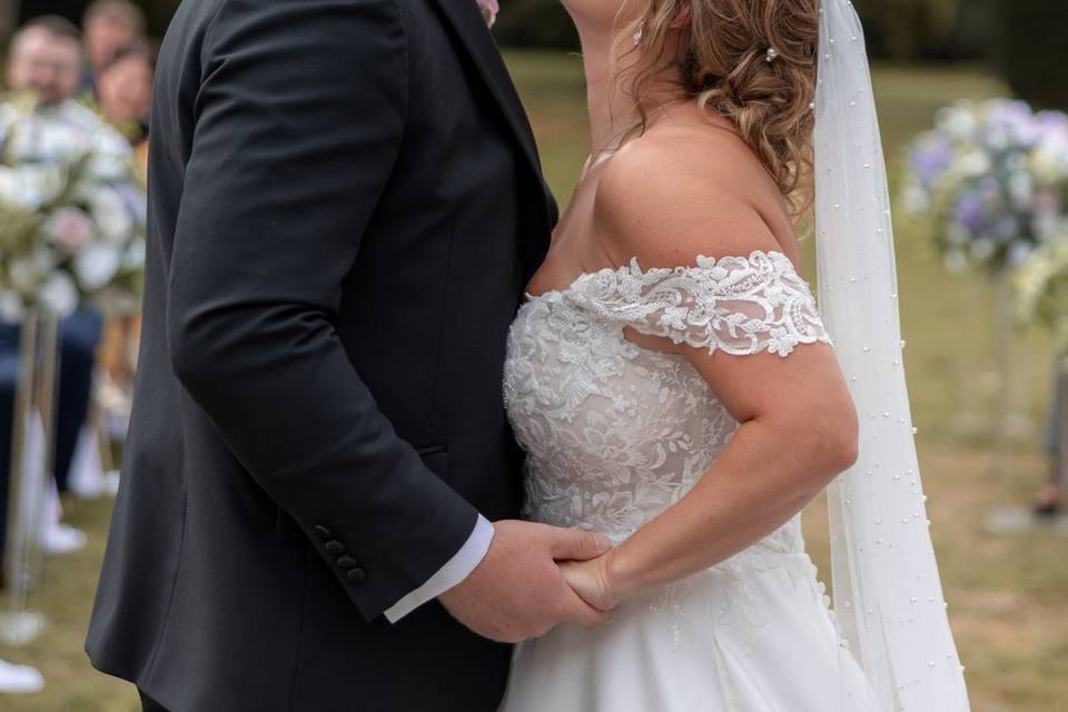 Laura & Luke Wedding