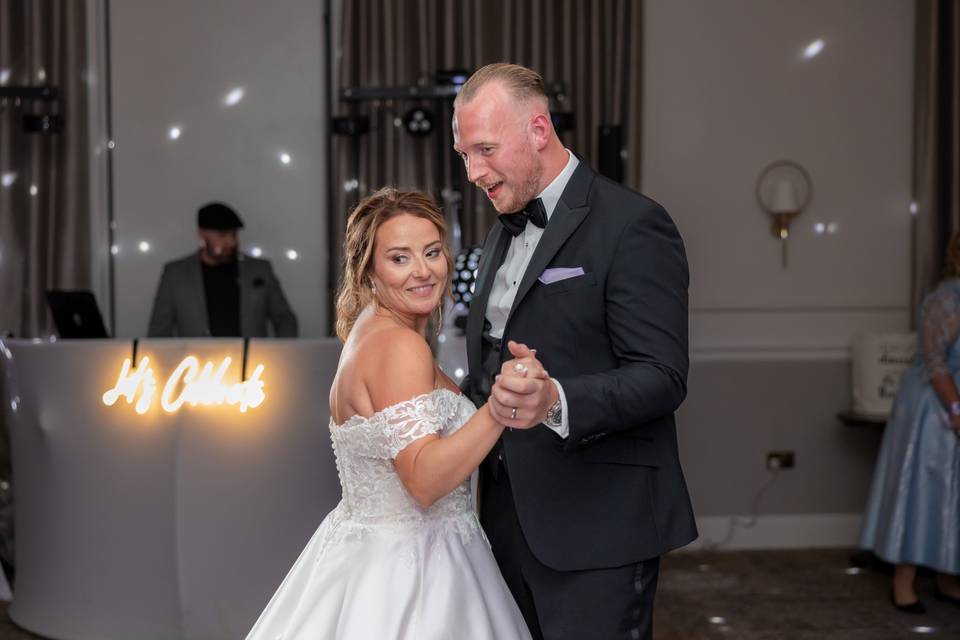 Laura & Luke Wedding