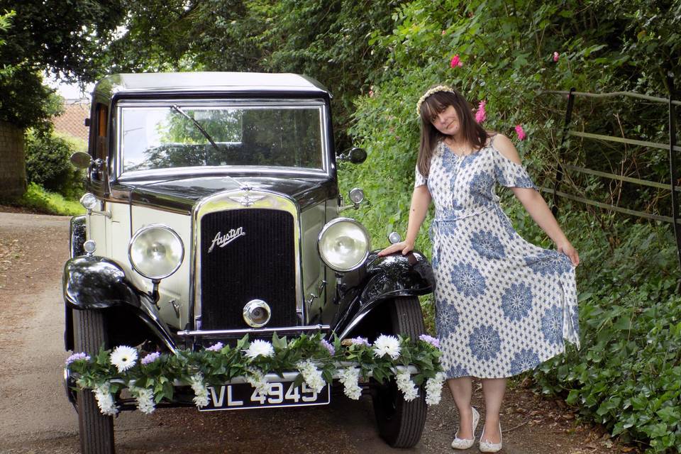 Love Vintage - The little wedding car Co