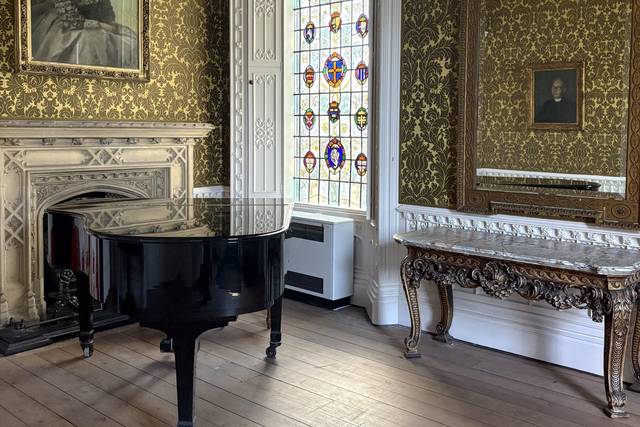 Ante Room