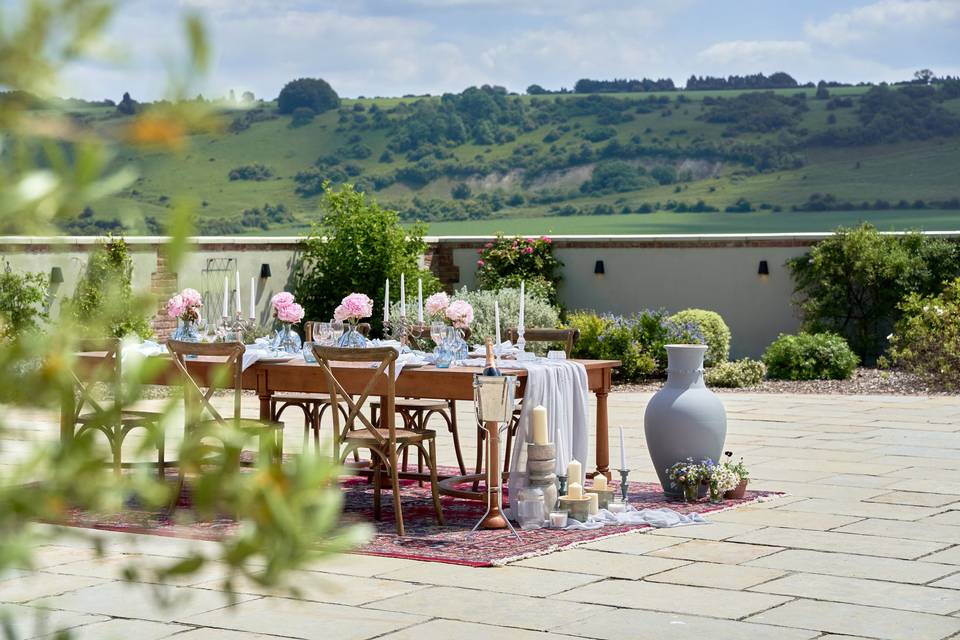 Courtyard Dining