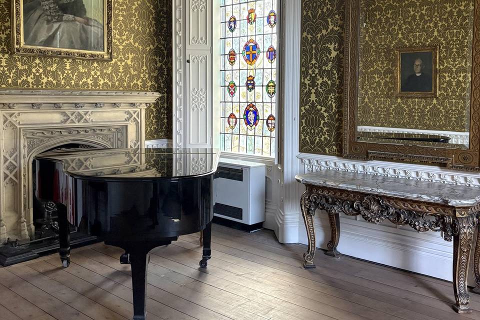 Ante Room