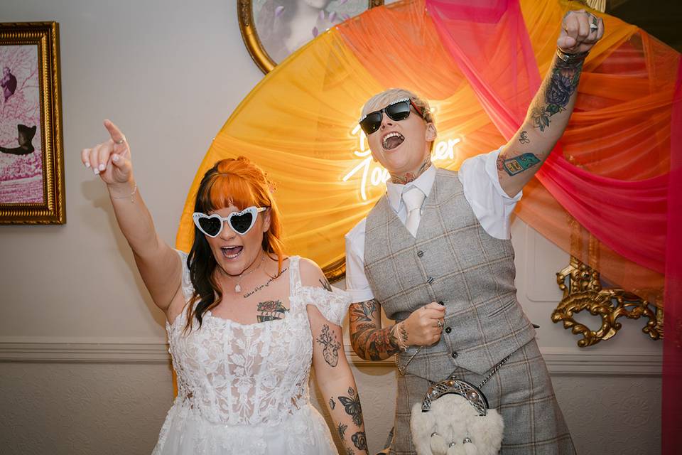 Brides