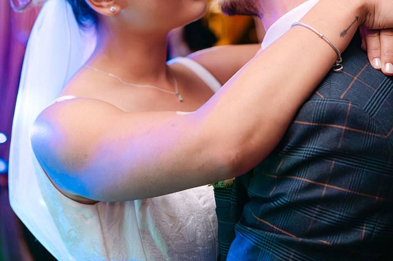 Kiss