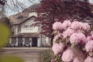 Tweedies Bar & Lodge