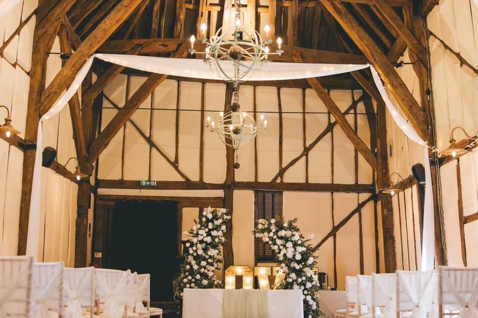 Floral Pillars at Tithe barn