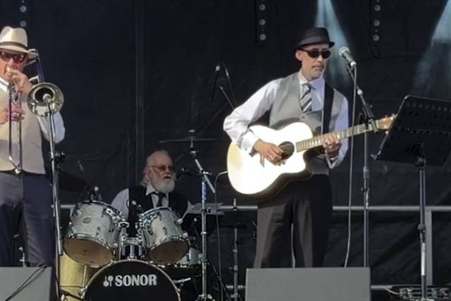 Cowes Week gig