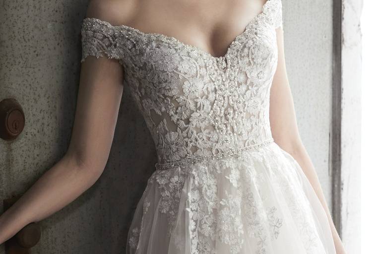 Amaryllis Bridalwear