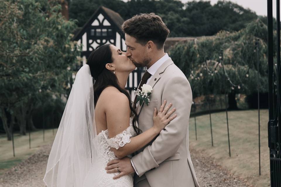 Loving Kiss