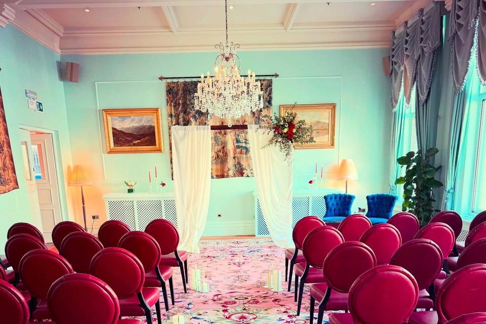 Aisle at Randolph Hotel