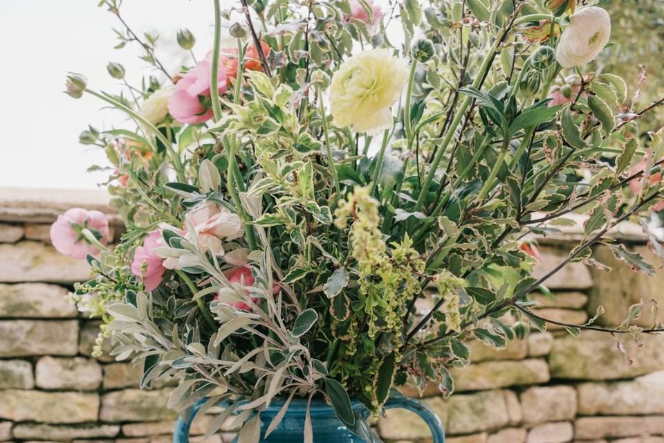 Floral urn