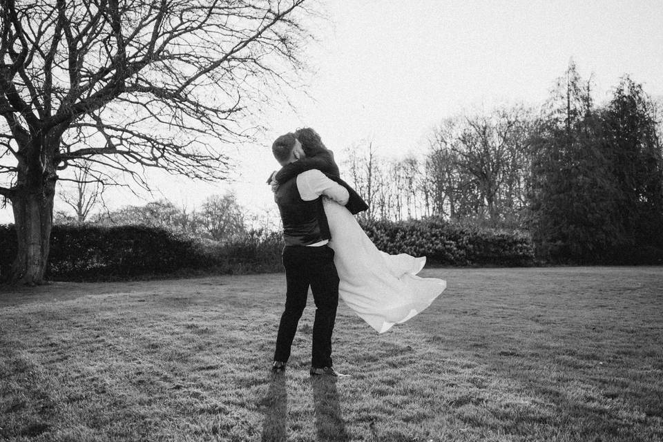 LP WEDDING PHOTOGRAPHY FILM