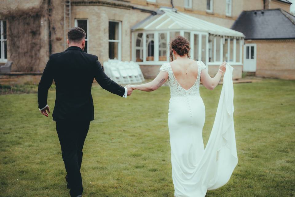 LP WEDDING PHOTOGRAPHY FILM