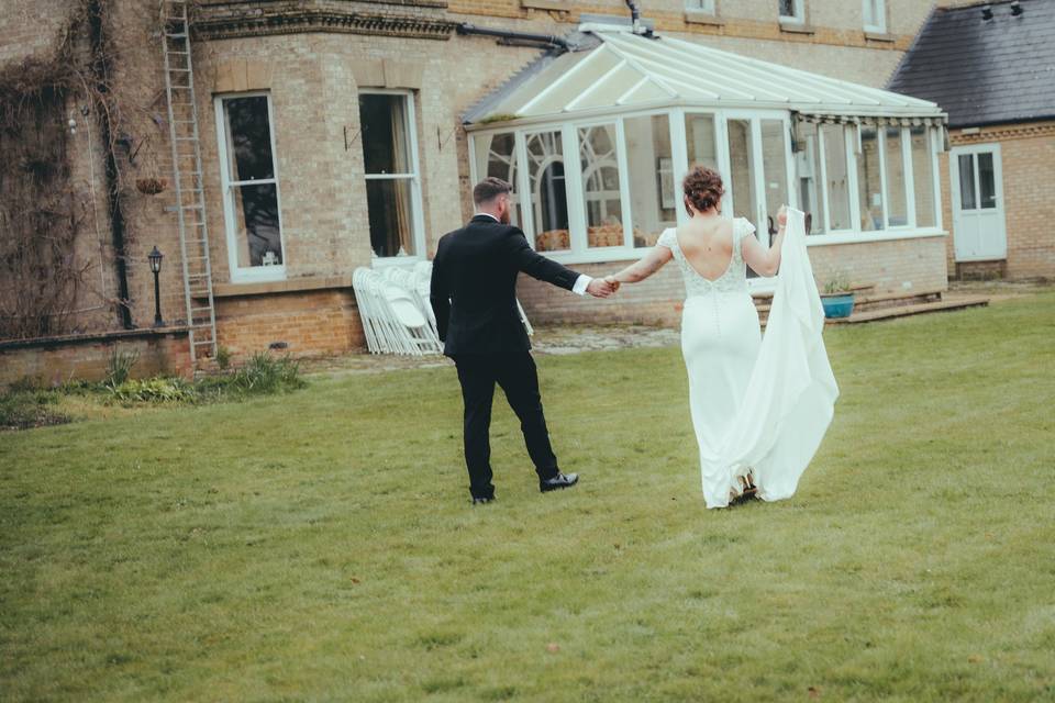 LP WEDDING PHOTOGRAPHY FILM