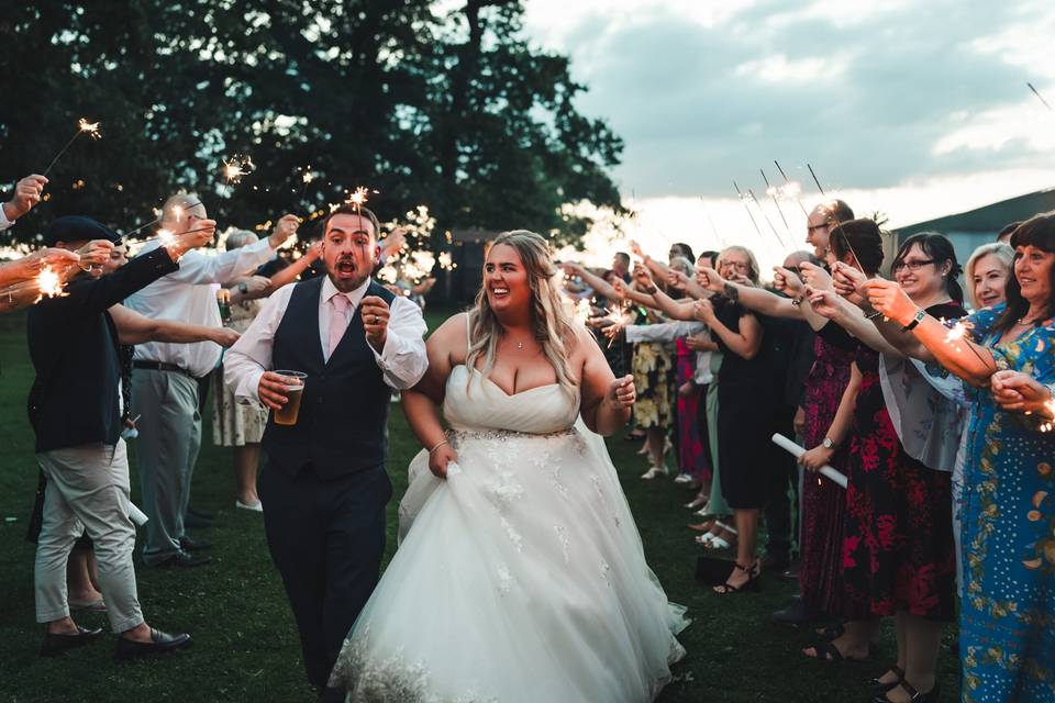 Red Barn Wedding Photos