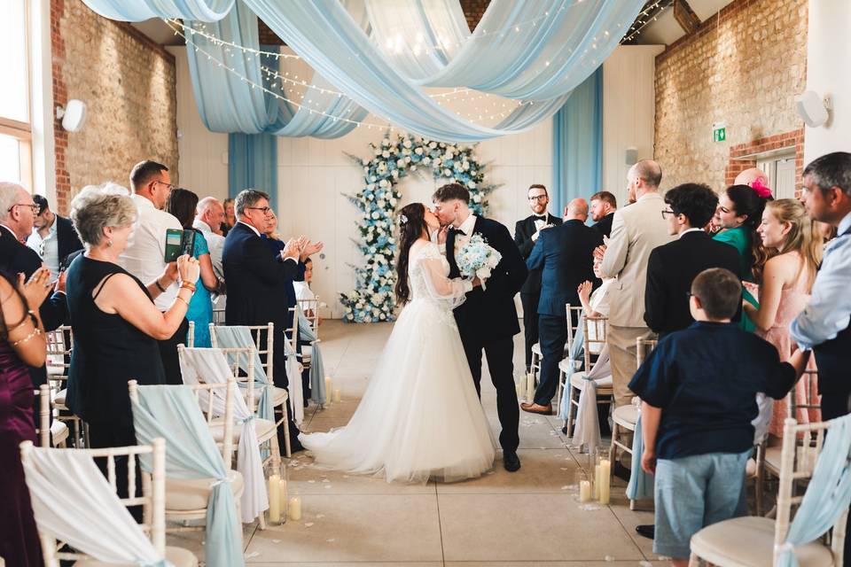 Abbey Barn Wedding Photos