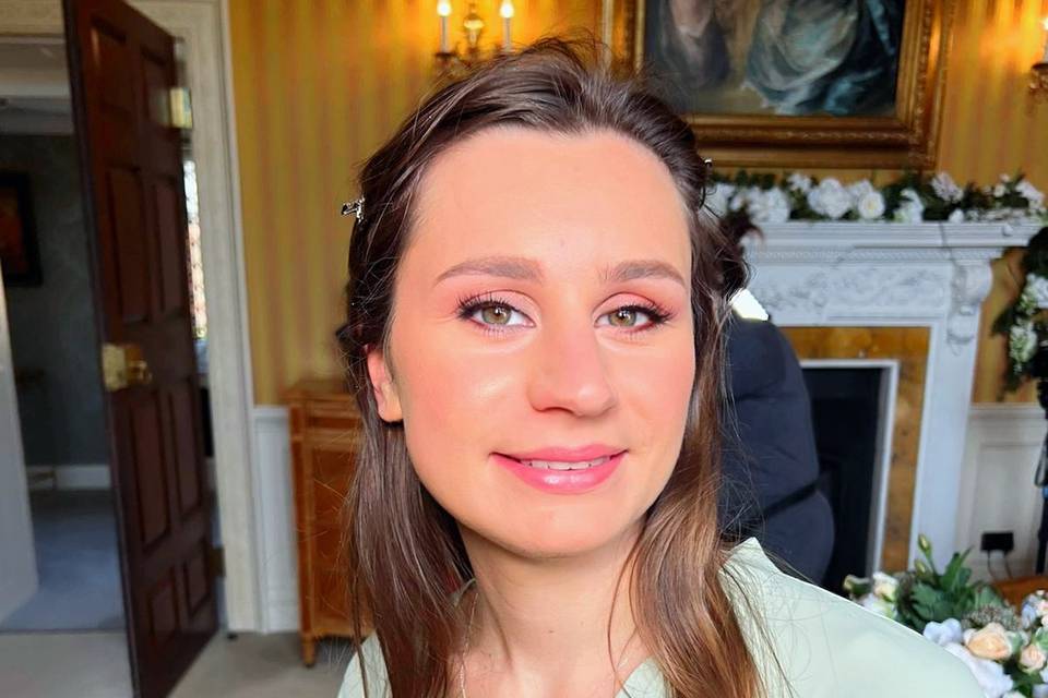 Bridesmaid makeup