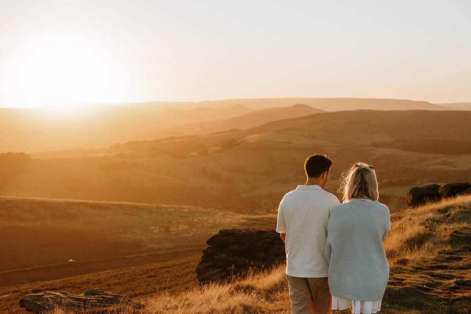 Pre-wedding golden hour