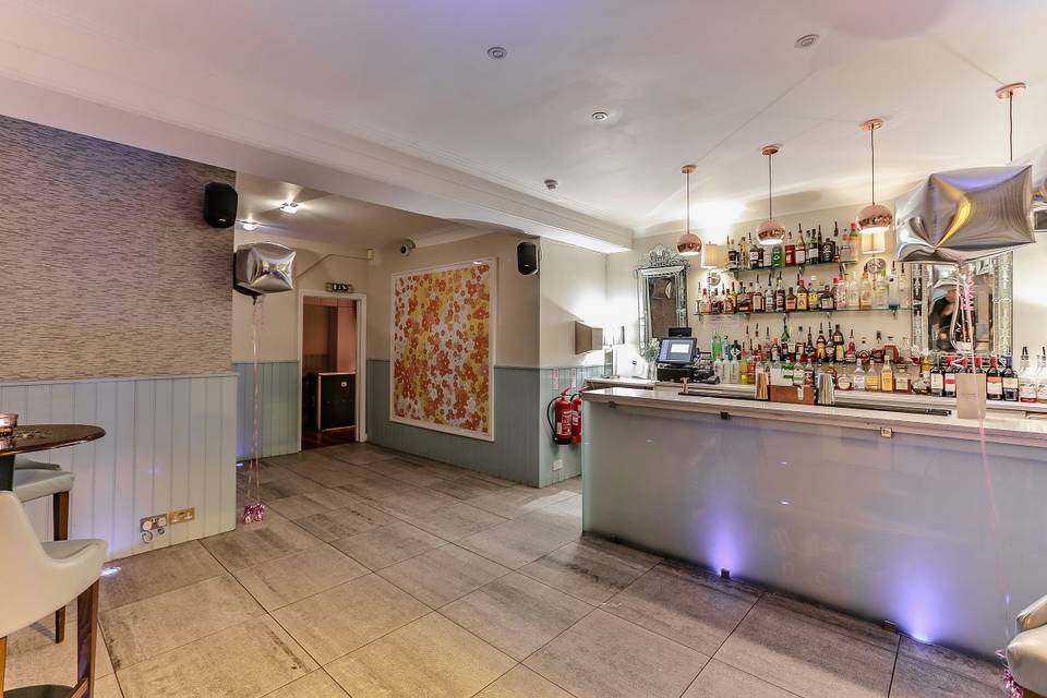 Terrace Bar 3