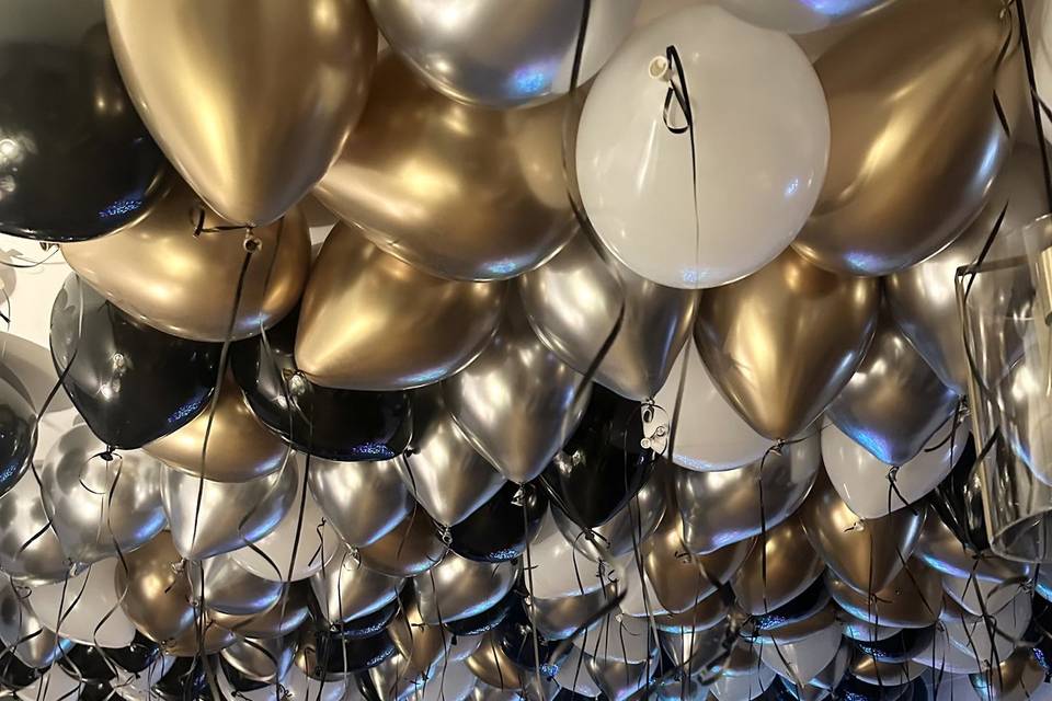 Ceiling Balloons