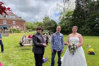 Casual picnic style wedding