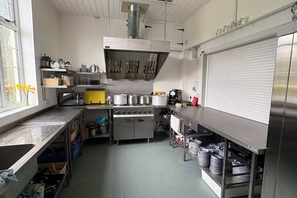 Fully equipped kitchen